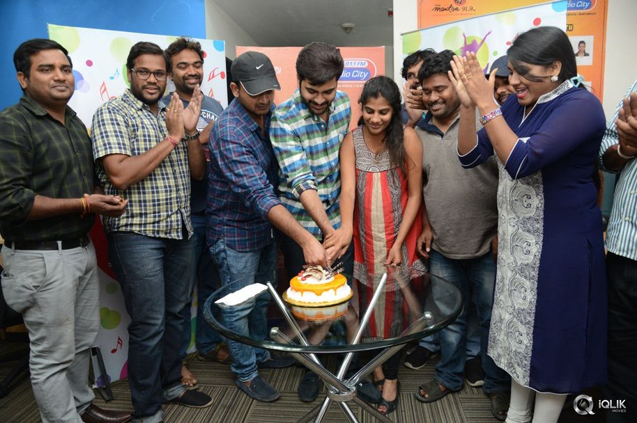 Express-Raja-Movie-Team-at-Radio-City